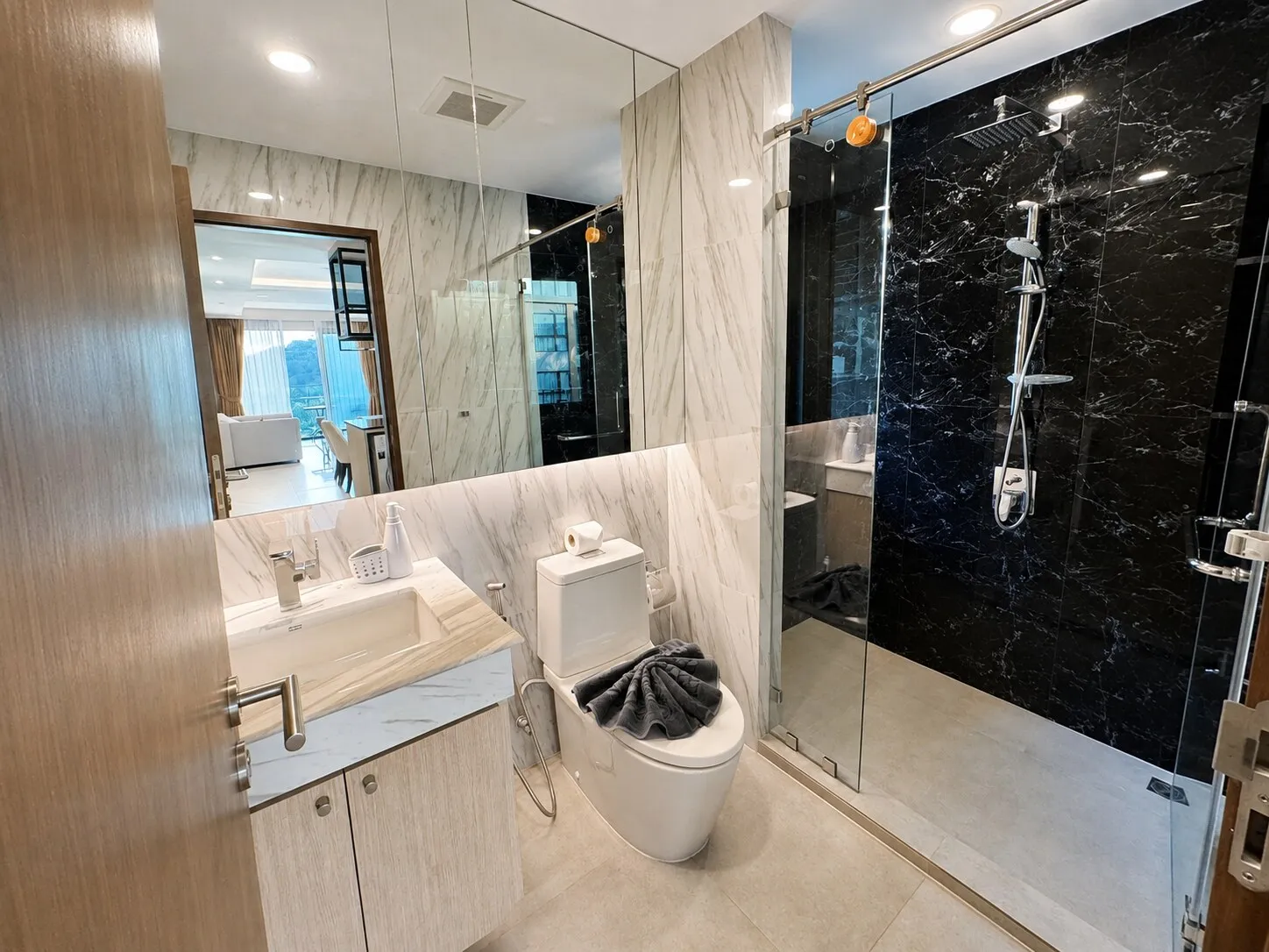 Grande Luxury 2 Bedroom Ocean View 69 м² — апартаменты 1401 в комплексе Mida Grande Resort
